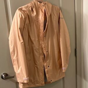 Columbia Omni-Tech Women’s Peach Waterproof Hooded Rainjacket